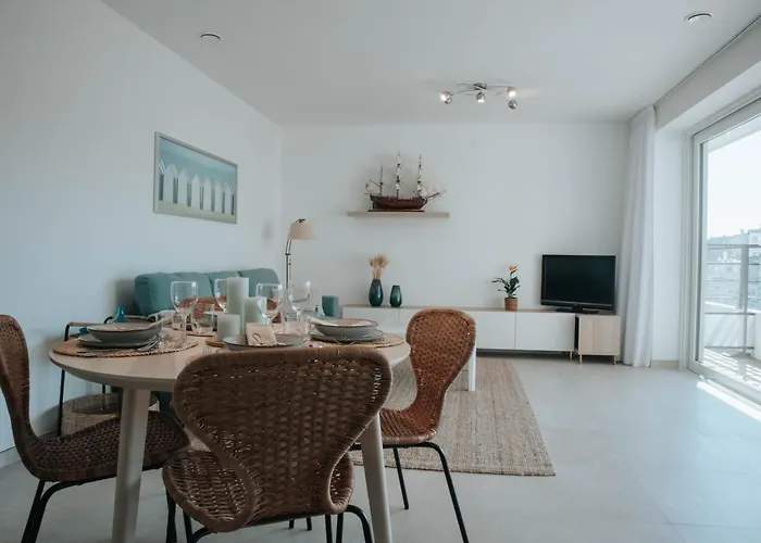 Nieuw Appartement Nabij Het Strand Met Privegarage