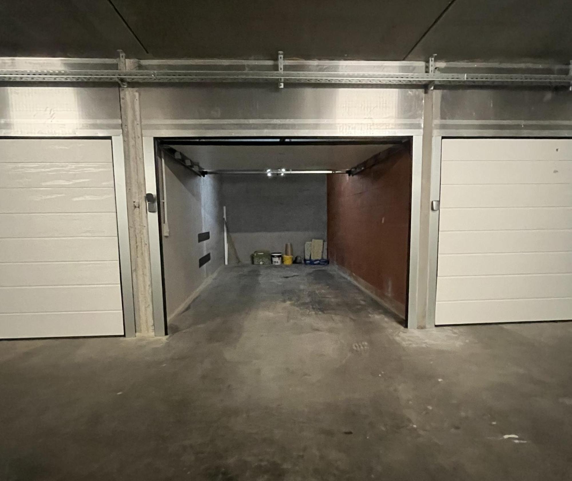 Apartamento Nieuw Nabij Het Met Privegarage